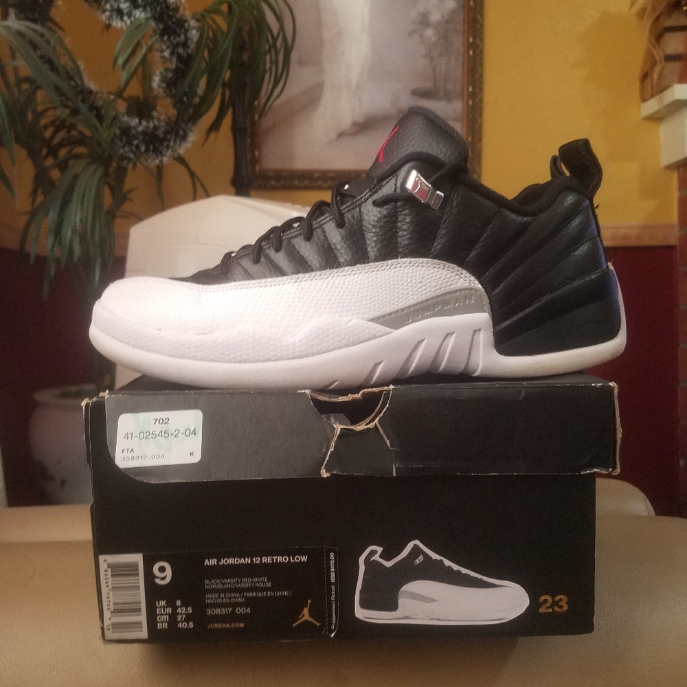 Jordan retro 12 playoff 12 low